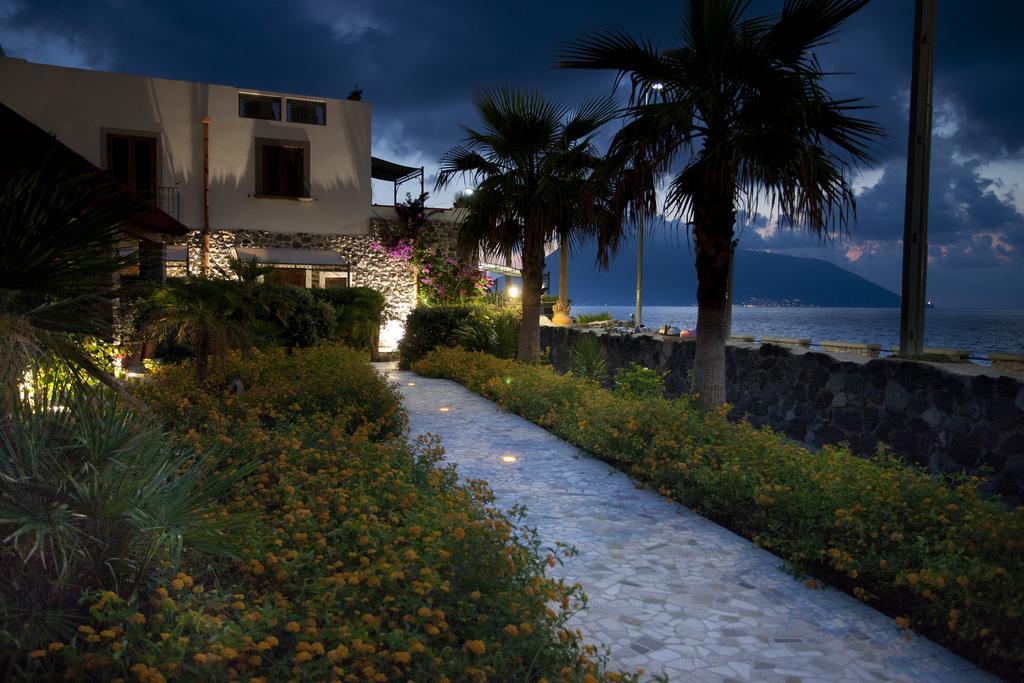 Hotel Residence Acquacalda Lipari  Bagian luar foto