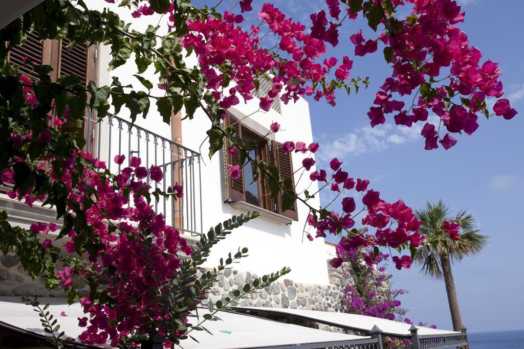 Hotel Residence Acquacalda Lipari  Bagian luar foto