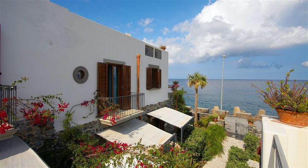 Hotel Residence Acquacalda Lipari  Bagian luar foto