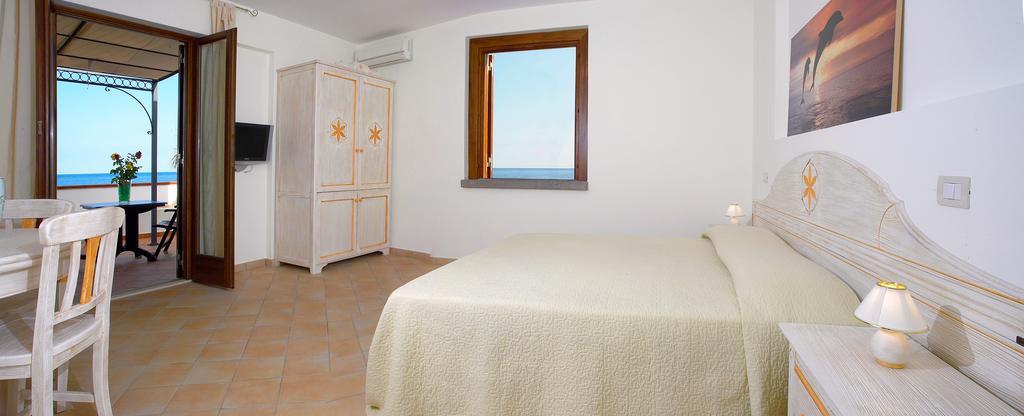Hotel Residence Acquacalda Lipari  Ruang foto