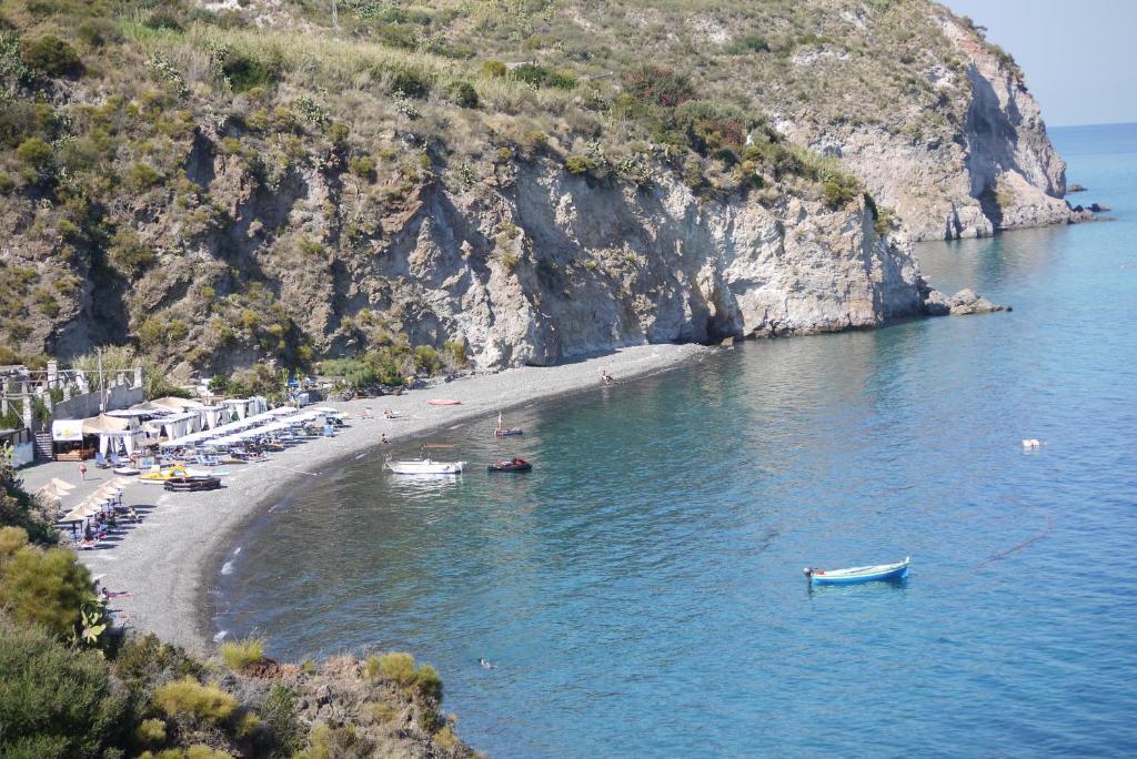 Hotel Residence Acquacalda Lipari  Bagian luar foto