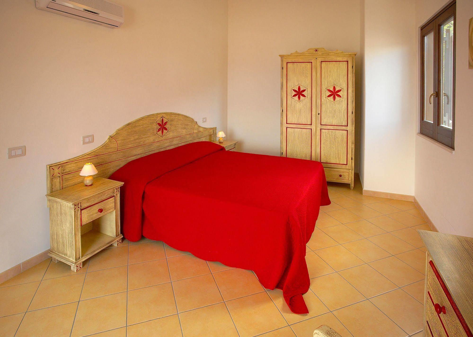 Hotel Residence Acquacalda Lipari  Bagian luar foto