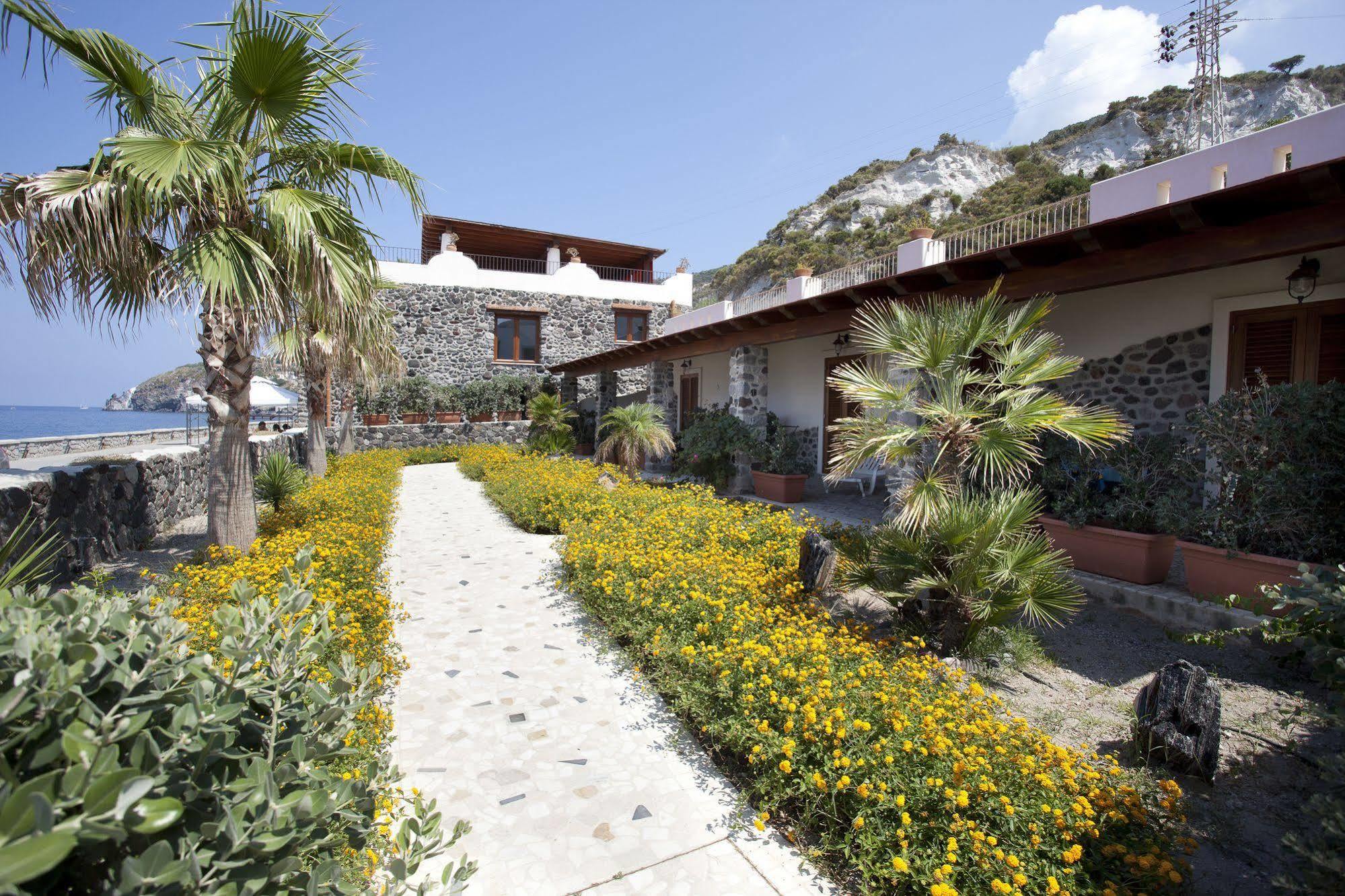 Hotel Residence Acquacalda Lipari  Bagian luar foto