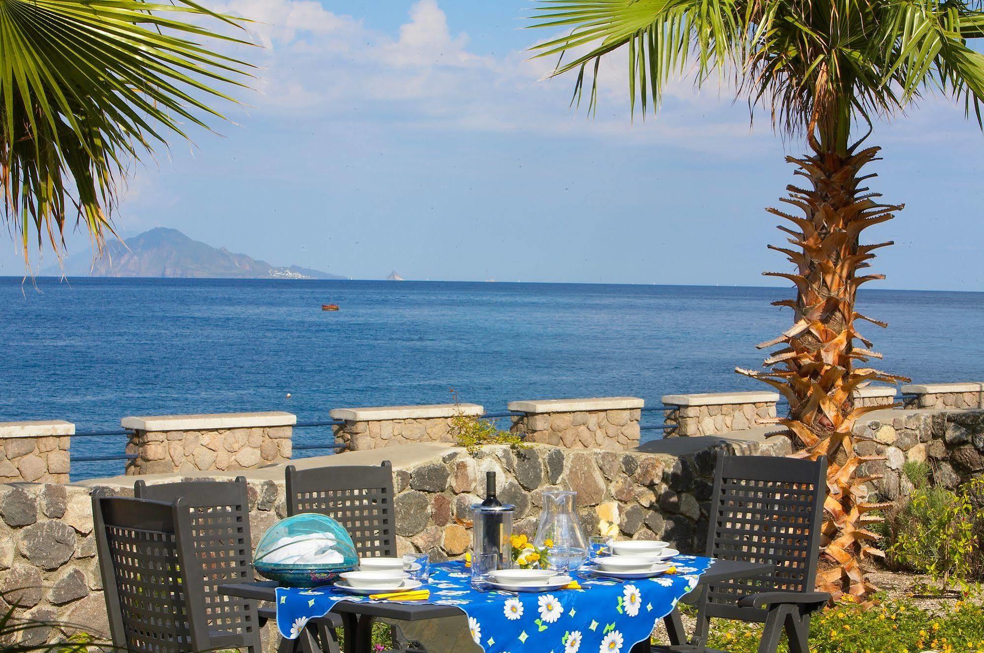 Hotel Residence Acquacalda Lipari  Bagian luar foto